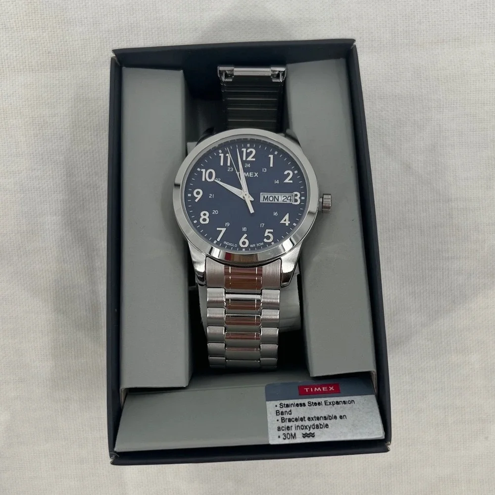 Timex South Street Sport Men's Watch – Blue Dial, T2M933 – NWT, Band Detached